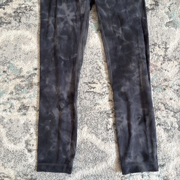 Lululemon Align High-Rise Crop 23" in Diamond Dye Pitch Grey Graphite Grey - Picture 3 of 10